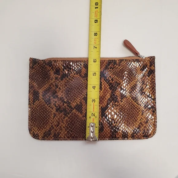Women's Travel Makeup Bag with Zipper Small Snake Print Clean - Picture 7 of 7